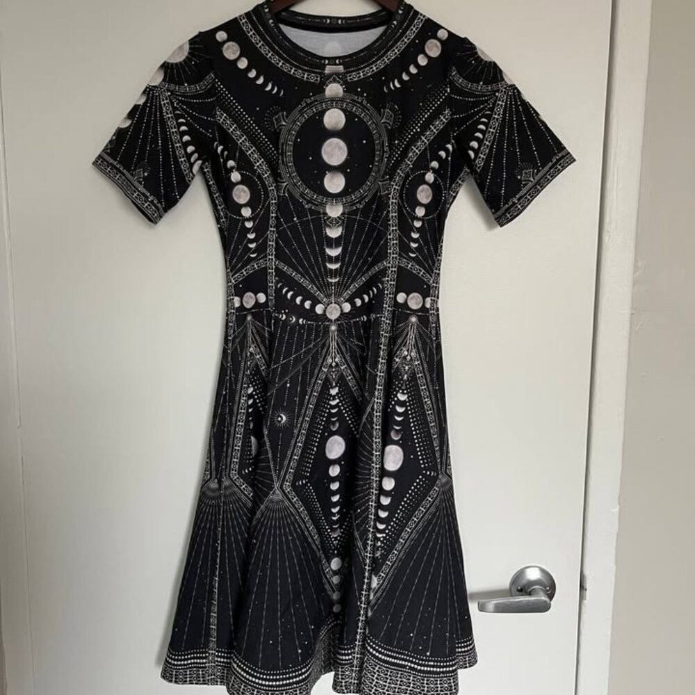 Black Milk Moonphases Longline Skater Dress - size extra small